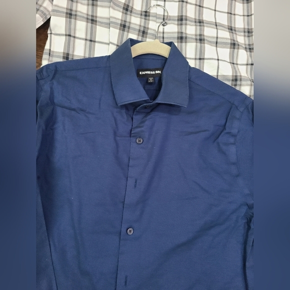 Express Lot Of 2 Men's Blue and Plaid Shirts Sz.L 16-16,5 - Picture 3 of 8